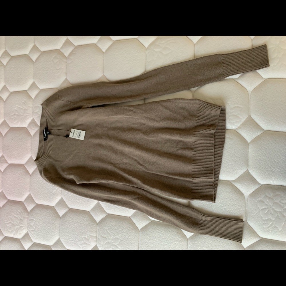 Sweater - Picture 2 of 2